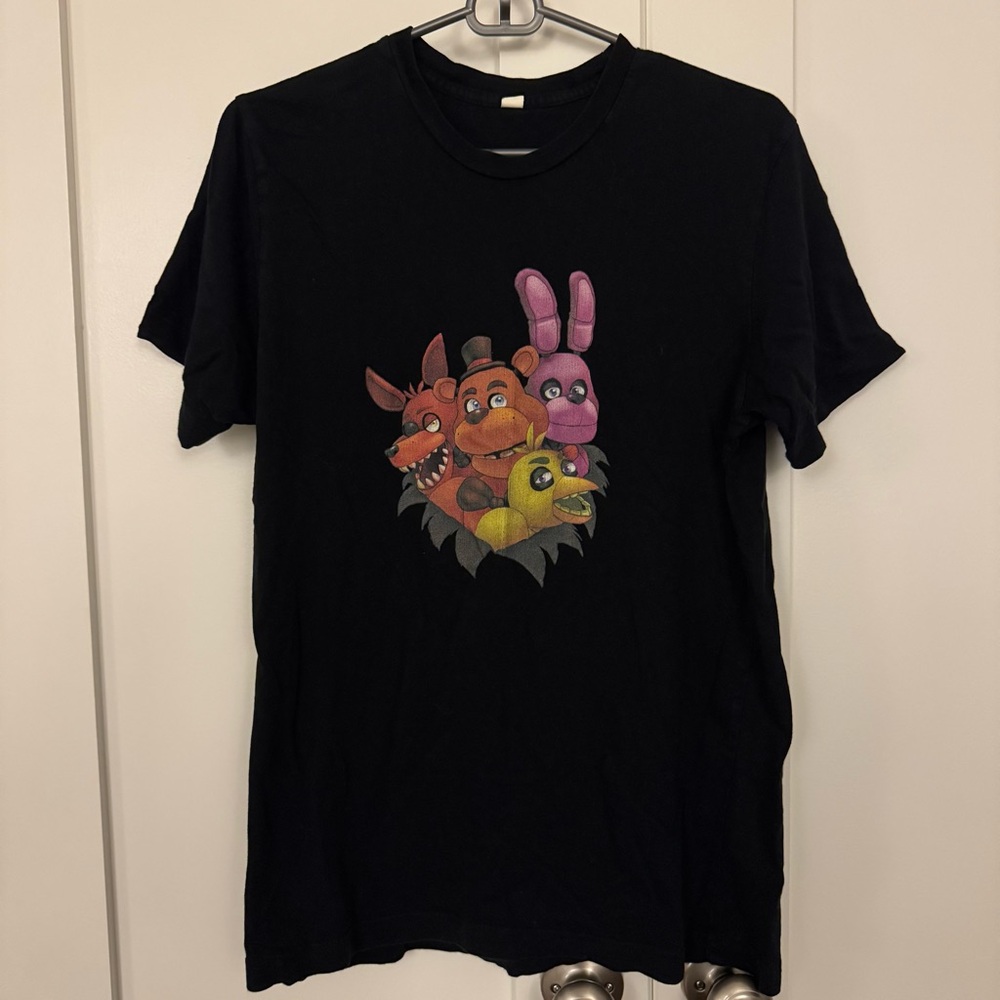 FNAF Five Nights at Freddy’s Black Graphic T-Shirt!